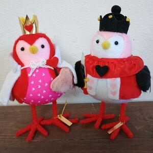 Target Valentines Day 2024 Kingsley Queenie Featherly Friends Birds Set Spritz